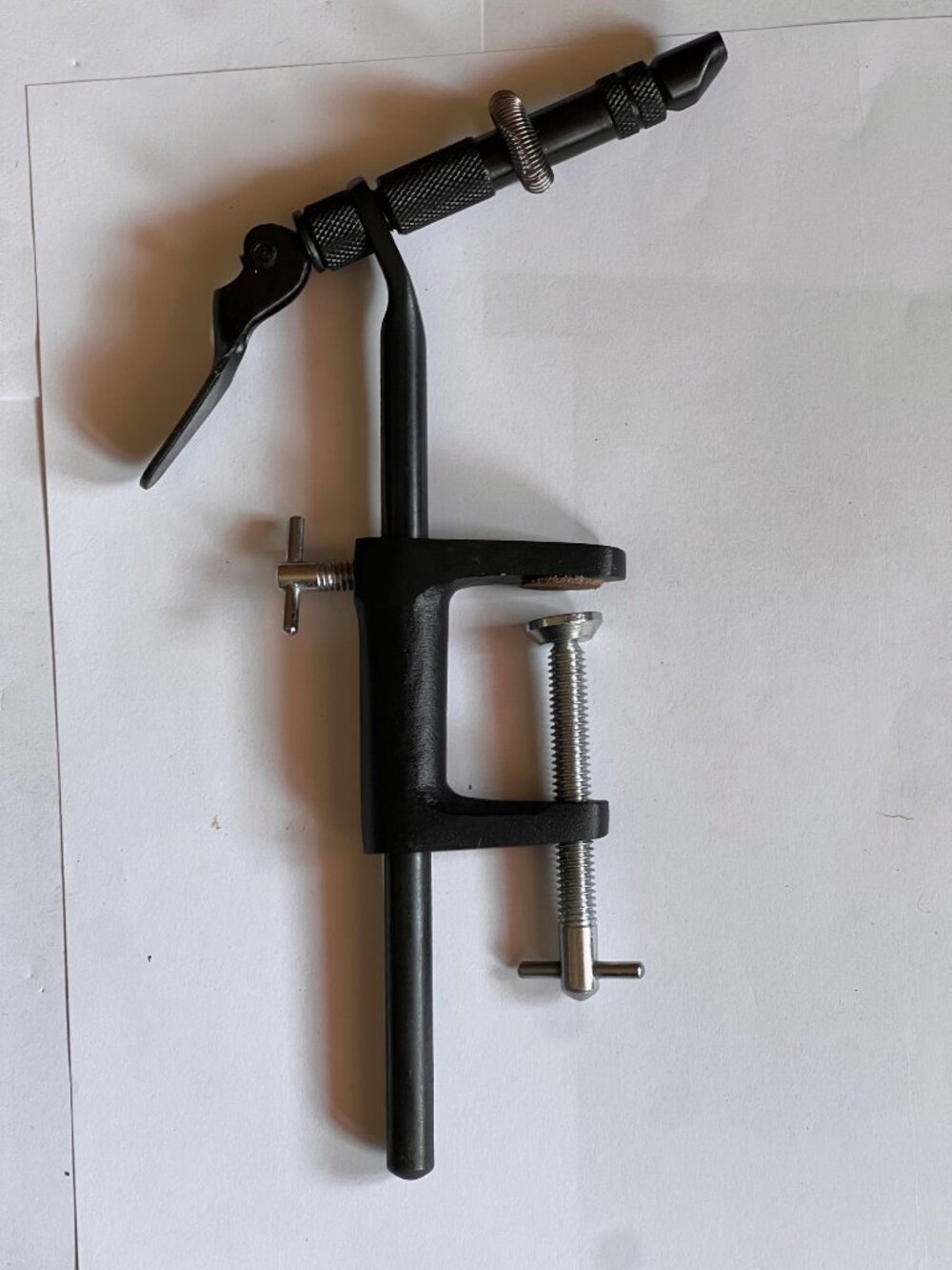 Fly Tying Clamp Vice For Fishing Hooks Adjustable Durable Metal Black Finish - Picture 2 of 8
